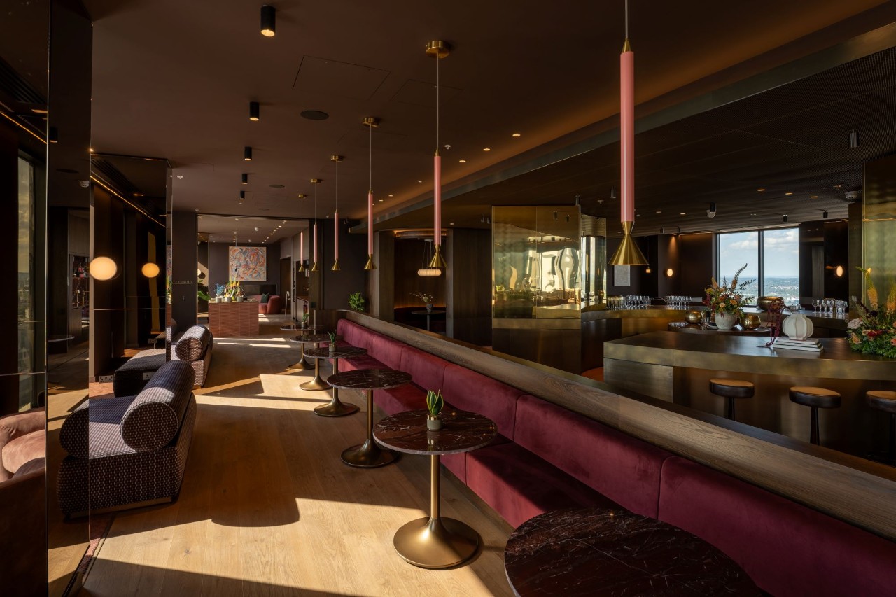 OES bar area